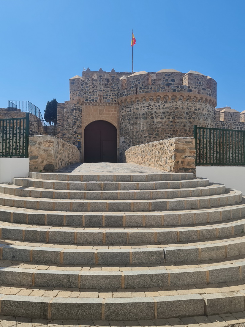 El ayuntamiento de Almucar solicitar al Gobierno del 2 % Cultural para la Fase 3 del Plan Director del Castillo de San Miguel